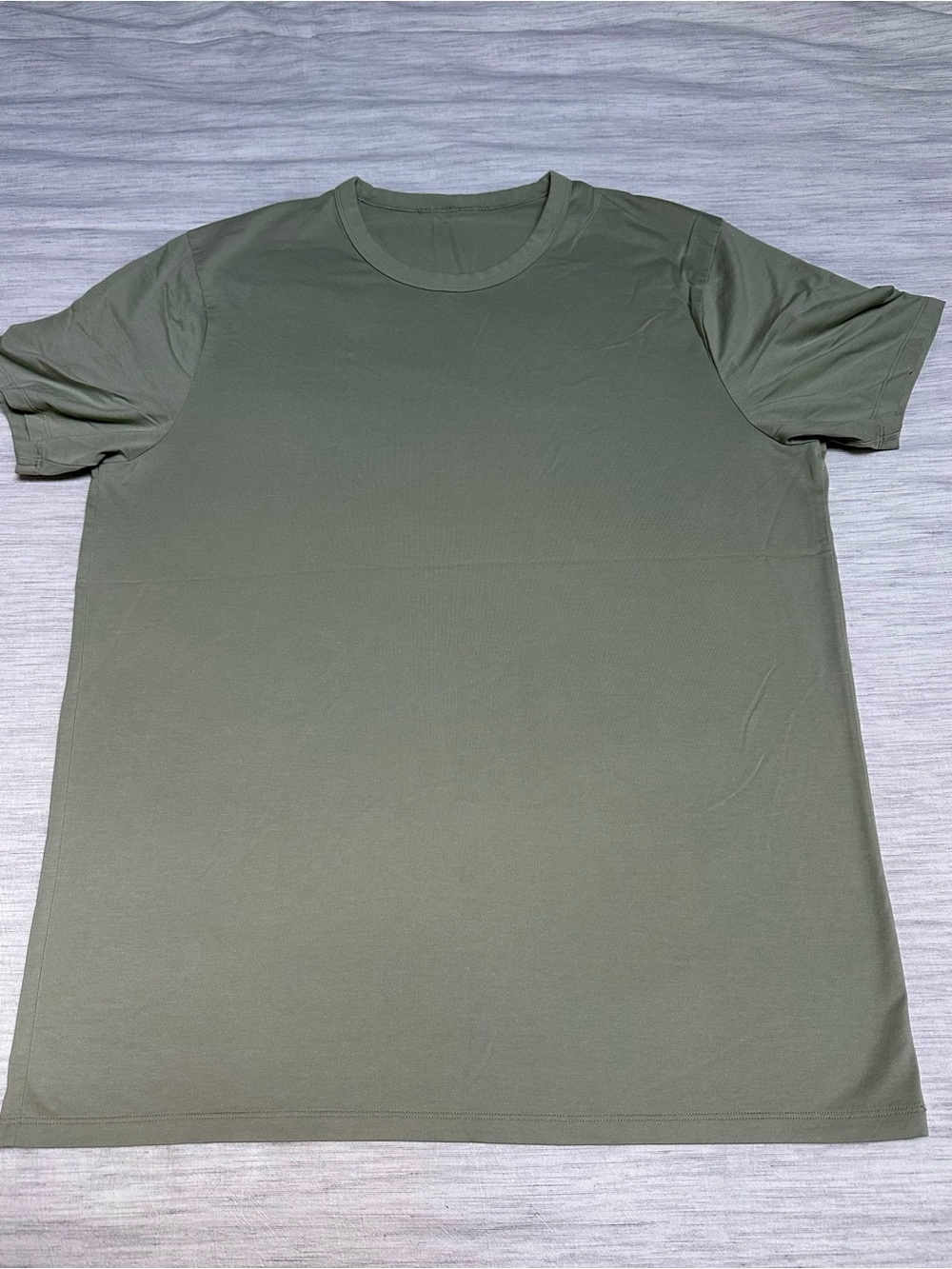 Lululemon Short Sleeve Cotton Shirt - Picture 2 of 8